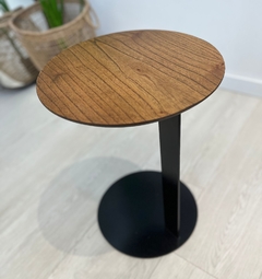 Mesa auxiliar Guiza