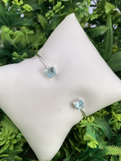 BRACELETE PEDRA QUADRADA AZUL CAPRI BANHADO EM PRATA na internet
