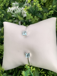 BRACELETE PEDRA QUADRADA AZUL CAPRI BANHADO EM PRATA