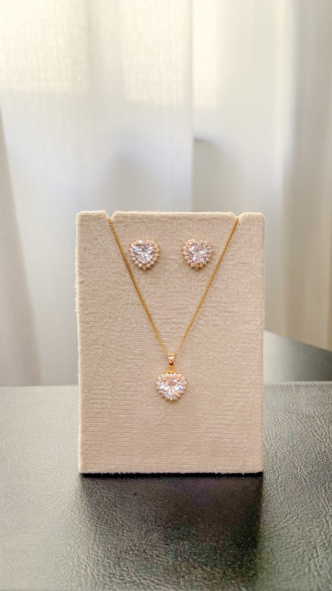 COLEÇÃO CORAÇÃO DE ZIRCÔNIA