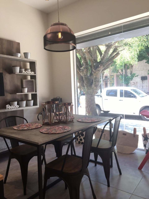 Mesa de comedor melamina