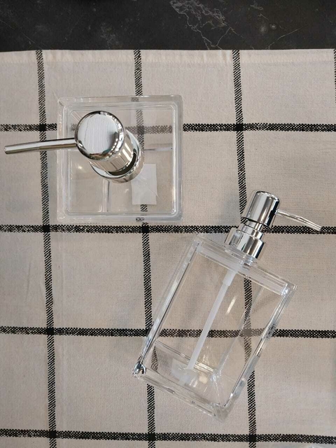 DISPENSER ACRÍLICO CUADRADO (bajo)