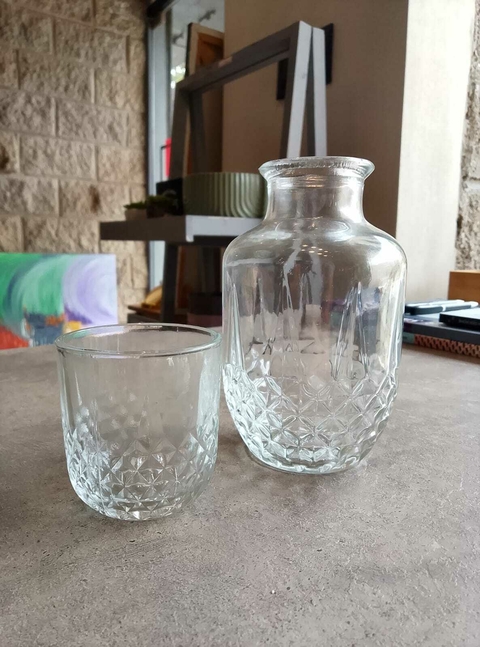 BOTELLA & VASO RENEE 600ML - comprar online