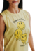 Cavada feminina Emoji na internet