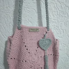 Bolsa em crochê hexagonal na internet