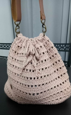 Mochila em crochê - Márcia Sales Crochê