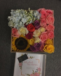FDA3-40 // BOX FLOWER SORPRESA MEDIANO