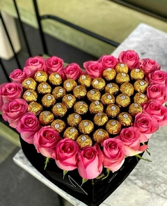 FDA20 - BOX FLOWER MEDIANA ROSAS Y CHOCOLATES