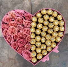 FDA19 - BOX FLOWER CORAZON MEDIANA - ROSAS Y CHOCOLATES
