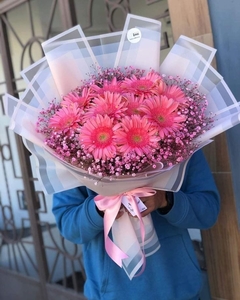 FDA25 - GERBERAS 12 PIEZAS