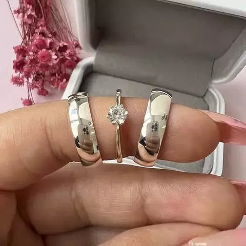 ALIANÇA PRATA 5MM TRADICIONAL ANATÔMICA PAR + ANEL SOLITÁRIO COM ZIRCONIA MOD2040 - comprar online