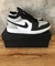 Air Jordan 1 Low na internet
