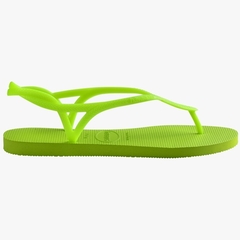 Havaianas Luna na internet