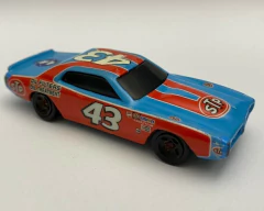 74 Dodge Charger 43 Richard Petty Nascar STP / Hot Wheels - comprar online