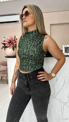Cropped onça na internet