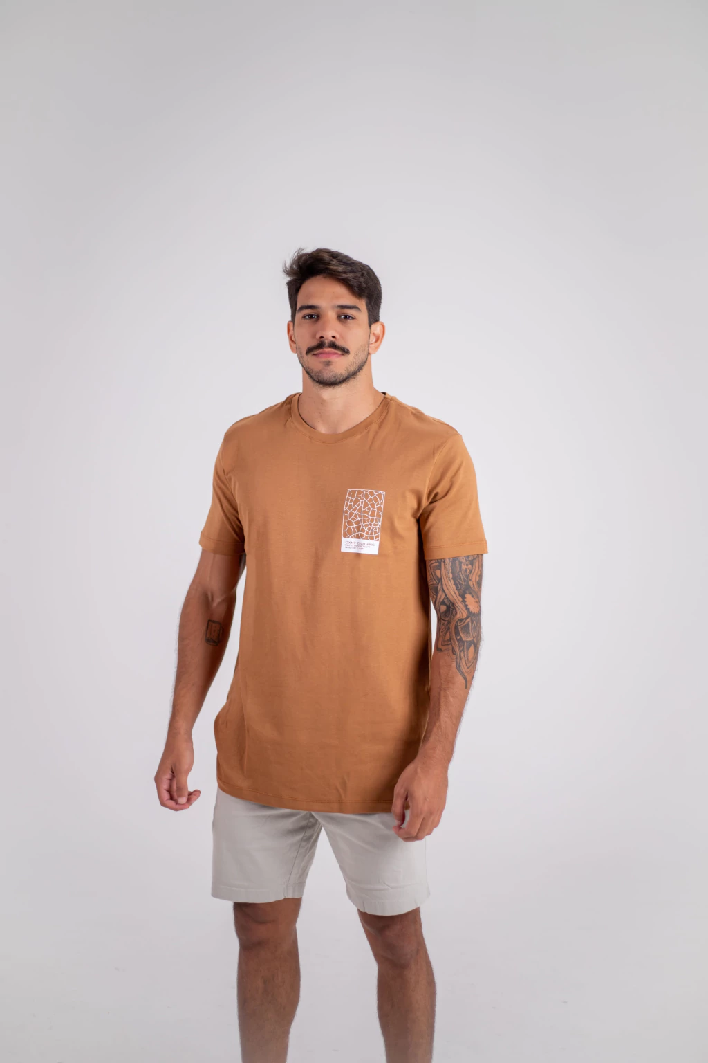 T-SHIRT GOLD CHÃO DO SERTÃO