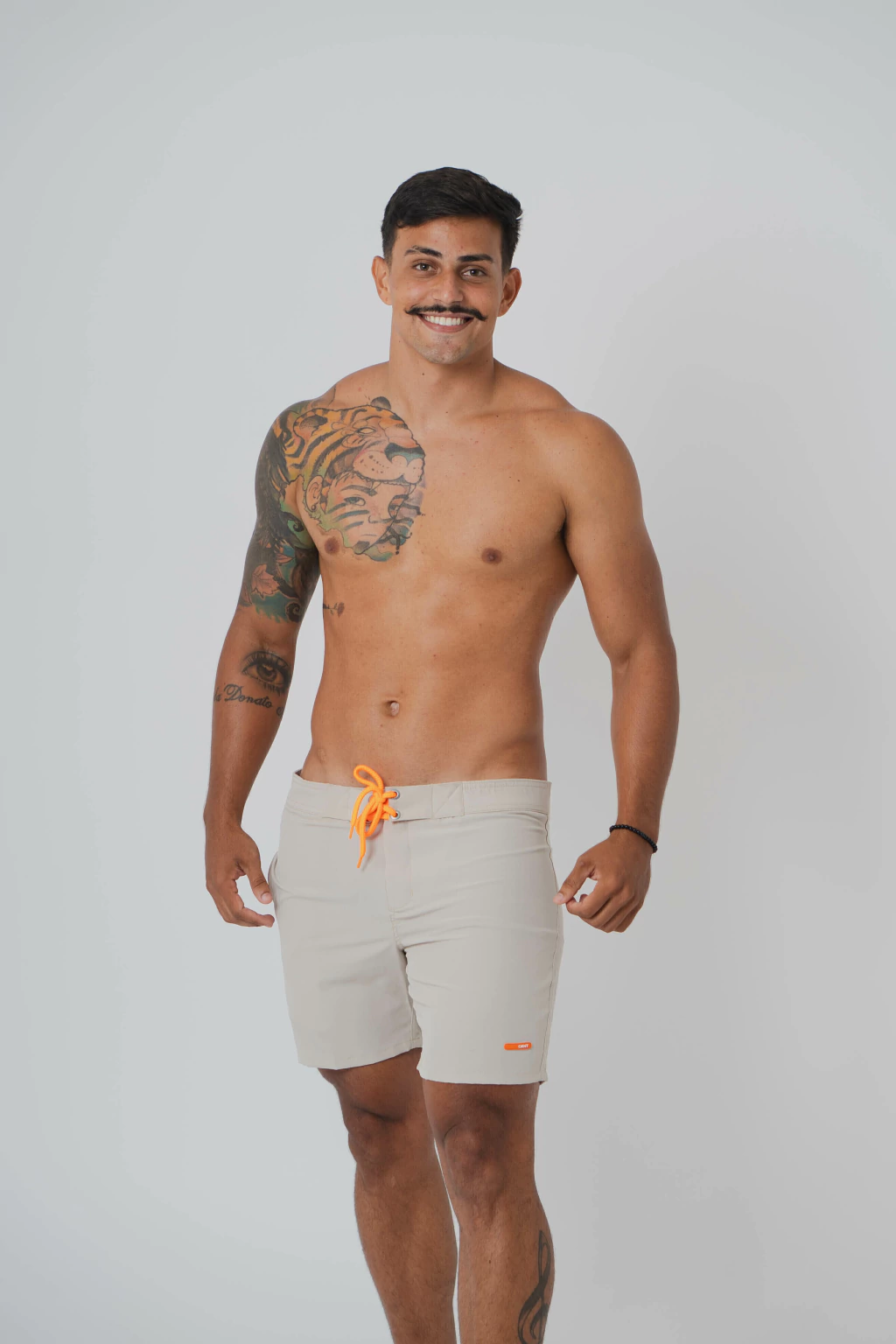 BOARDSHORT BEGE