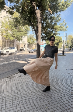 Pollera montana beige