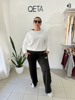 Adidas frizado negro