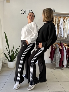 Adidas frizado negro en internet