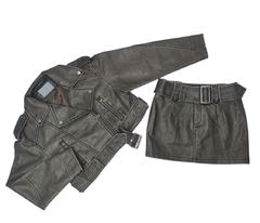 Conjunto campera y pollera en internet