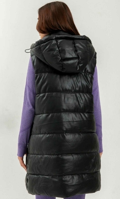 Chaleco puffer egomado (largo) en internet
