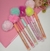 Gloss labial pompom