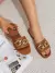 Rasteira Branca com Fivela Frontal - comprar online
