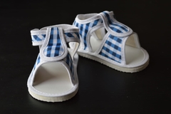 Sandalia con Broche Estampados - comprar online