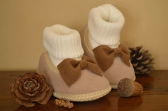Botitas con puño y moño - tienda online
