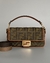 BOLSA FENDI FF BAGUETTE MÉDIA - comprar online