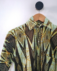 Camisa Estampada com Bordado - G - Boutique Desapego Delas