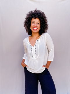Camisa Branca com Spike - 38 - YESSICA
