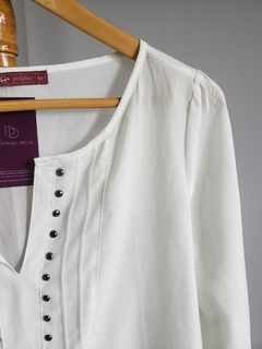 Camisa Branca com Spike - 38 - YESSICA