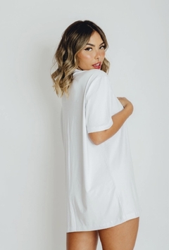 Blusa Over na internet