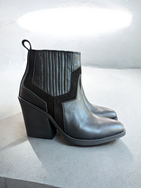 Bota Laaly