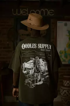 Camiseta Oodles "West Ambience" Verde - Banzai Surf Company
