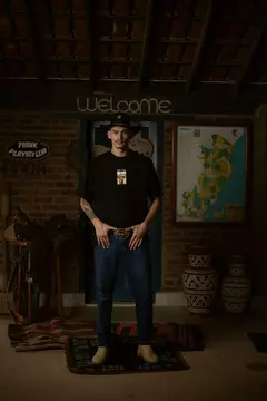 Camiseta Oodles "Apache" Preto na internet