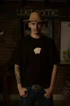 Camiseta Oodles "Deck" Preto - Banzai Surf Company