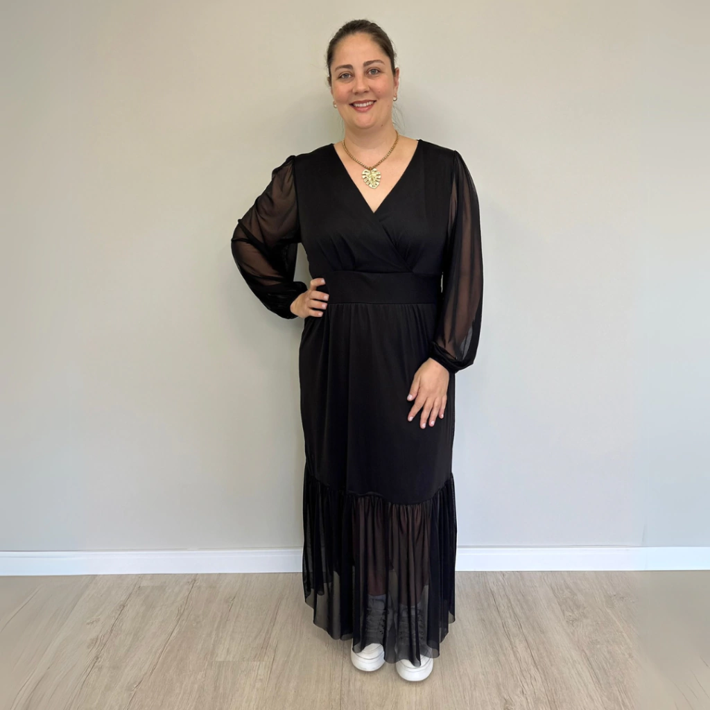VESTIDO TULE PRETO
