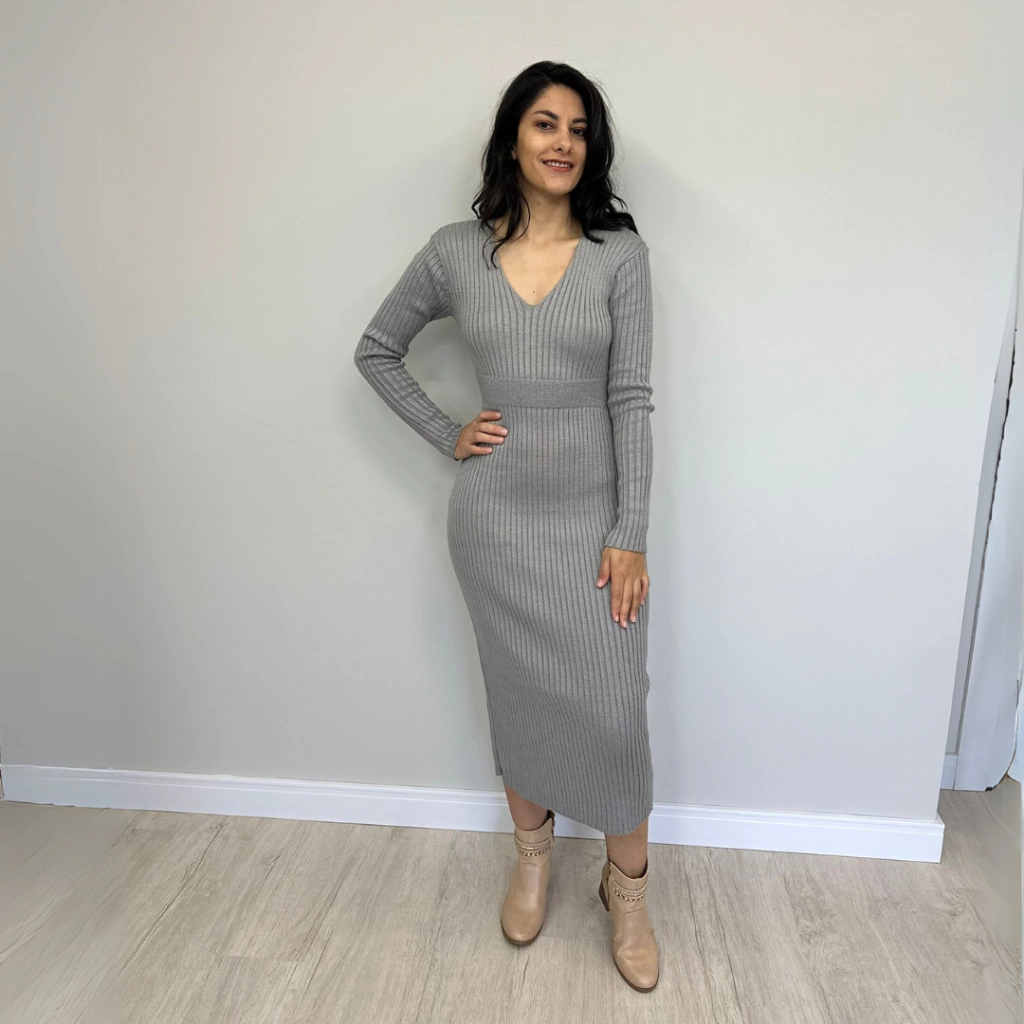 Vestido Tricot Cinza Decote V
