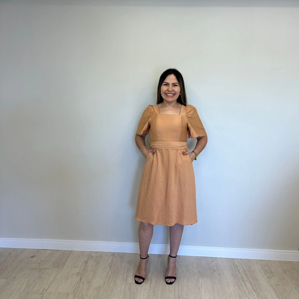 Vestido Curto - Bege Escuro