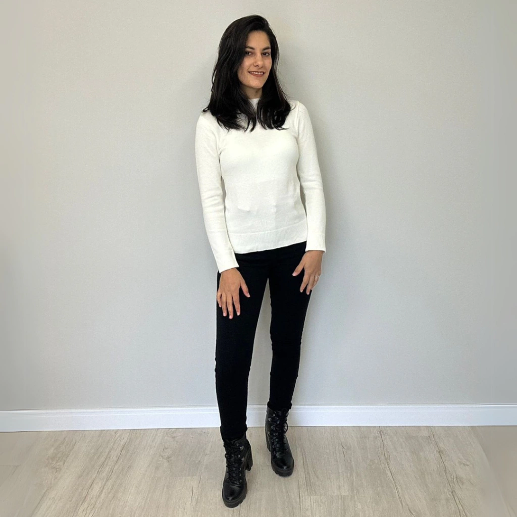 Blusa de Tricot Gola Careca - Branca