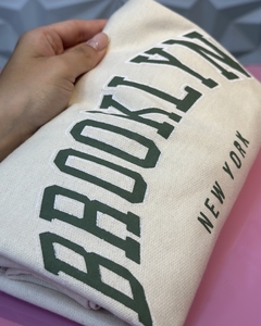 Conjunto Moletinho com Calça Brooklyn na internet