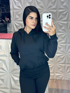 Blusa Manga Longa Moletom com Capuz na internet