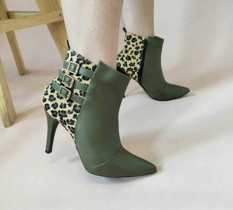 Bota Salto Fino 9 CM Detalhe Onça