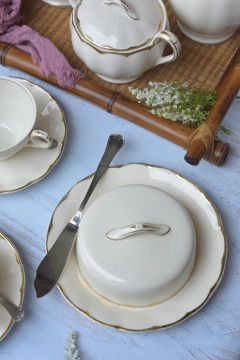 Mantegueira em faiança inglesa