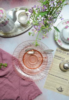 Trio de chá em vidro francês rosa - Arcoroc France (jumbo) na internet