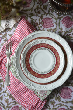 Trio para chá em porcelana Schmidt anos 70