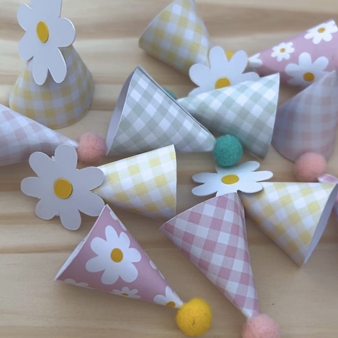 Mini chapéus pra doces Pic nic - (cópia)